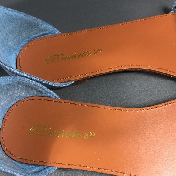 Breckelles - Picture 4 of 8